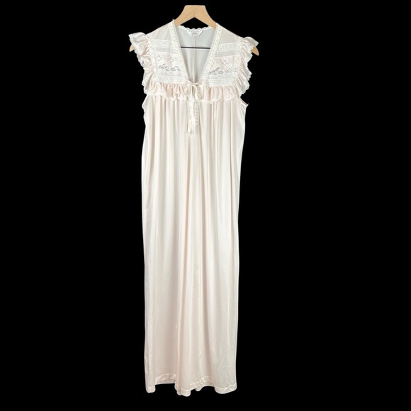 VINTAGE Made in U.S.A Henson Kickernick Pastel Pink Maxi Nightgown Size Small - Picture 1 of 7